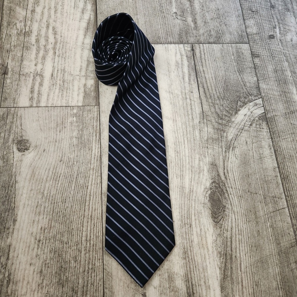 Brooks Brothers Makers All Silk Made in USA Navy & Blue Striped‎ Men's Neck Tie